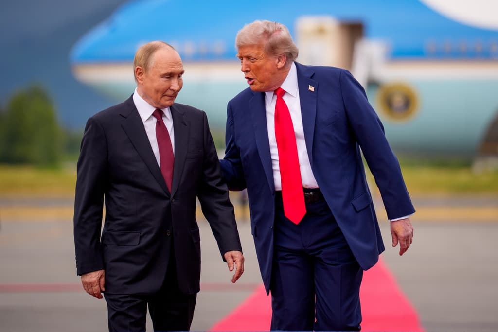 Trump meets with Putin by...? card icon