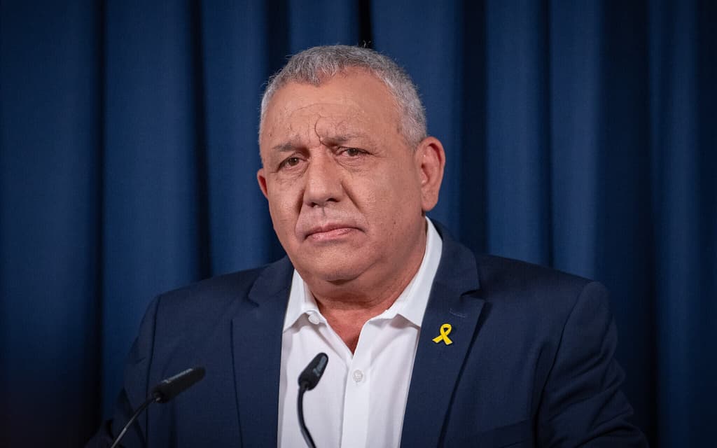 Will Eisenkot join the Bennett-Lapid alliance by...? card icon