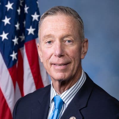 icon for Stephen Lynch