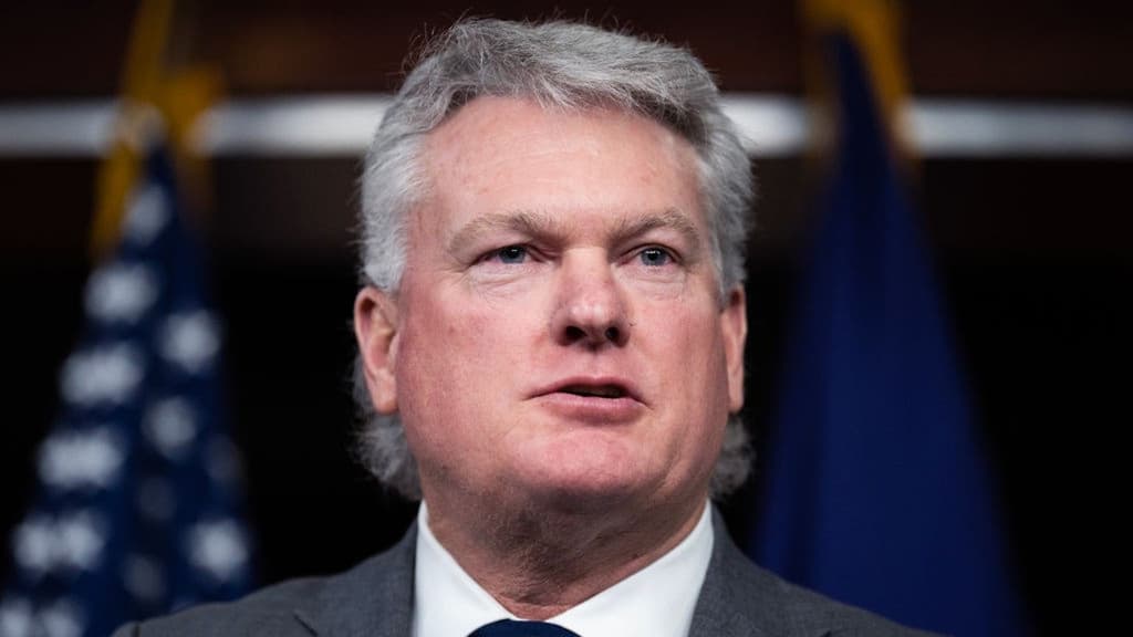 icon for Mike Collins (R)