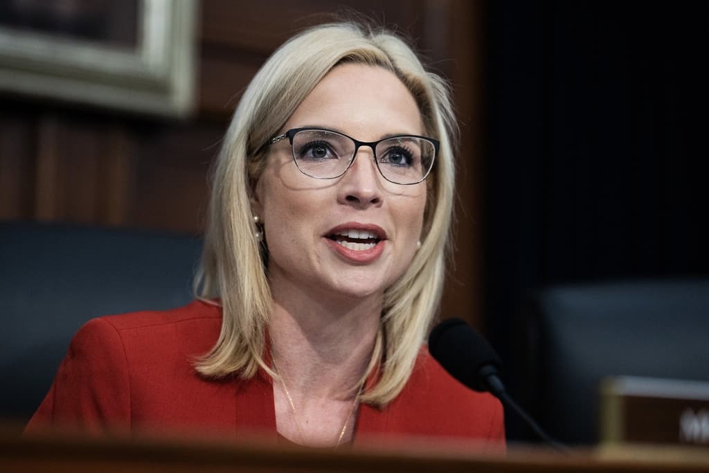 icon for Will the Republicans win the Iowa Senate race in 2026?